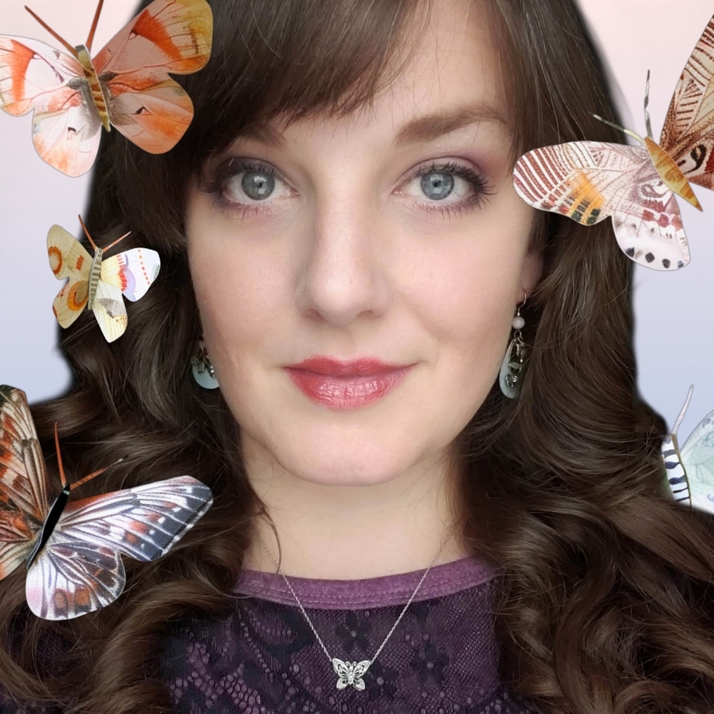 Ashey's Closet: Vintage Gems, Natural Fabrics, & High-End Kids' Pre-loved. ✨